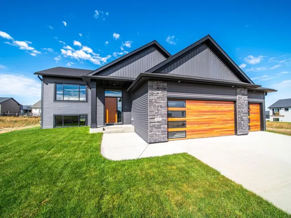 1847 4th St NE, Byron, MN 55920