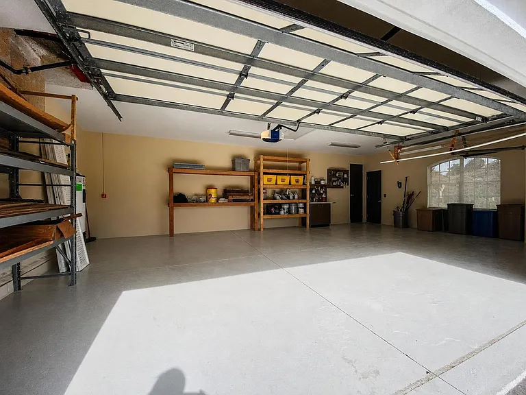 3628 Frentress Dr — Photo 41