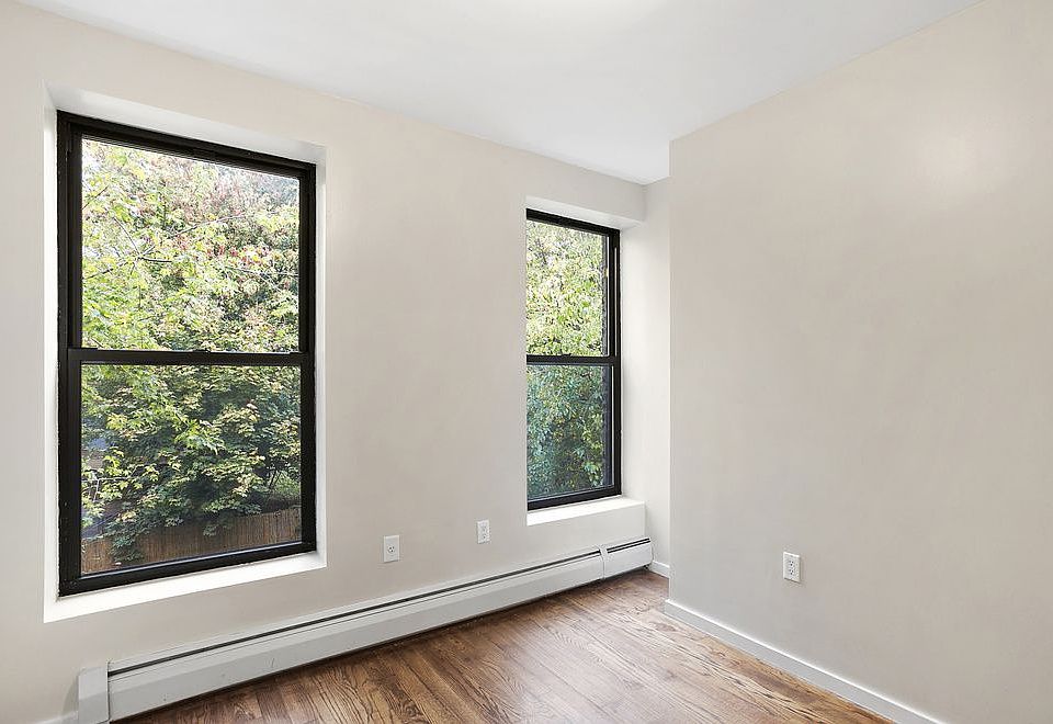 2nd image of 215 Gates Ave #3
