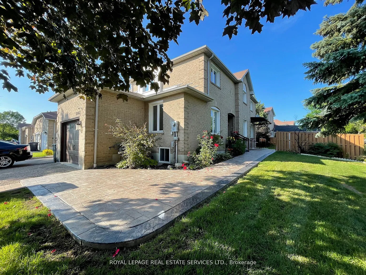 2 bed, $2,300 — Photo 1