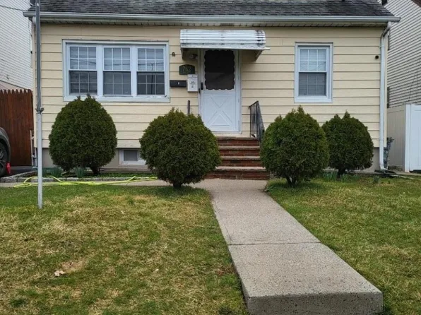 762 Old Rd, Elizabeth, NJ 07202