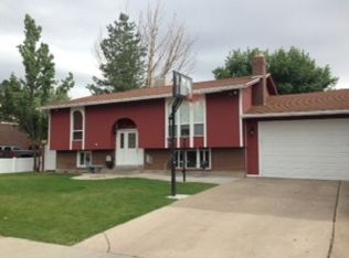 565 E 1850 N, North Ogden, UT 84414