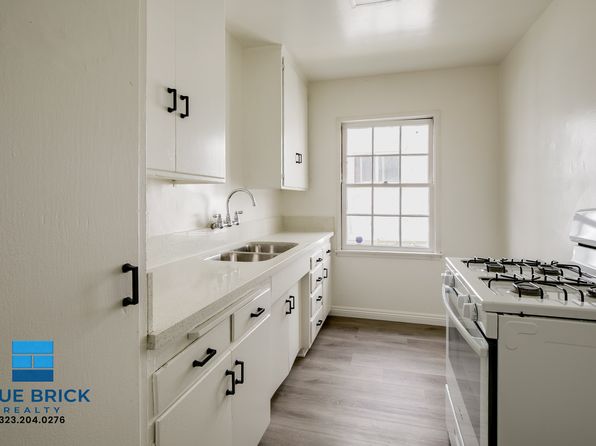 145 S Roxbury Dr APT 1