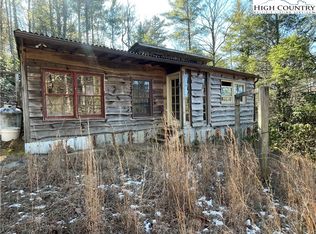 7580 Bear Pen Ln, Lenoir, NC 28645