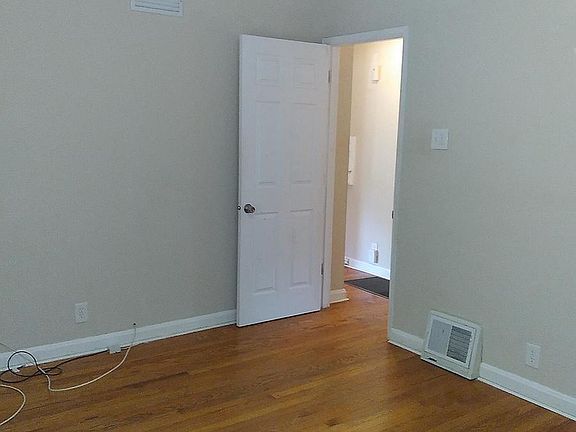 5th image of 7632 Mallard Dr