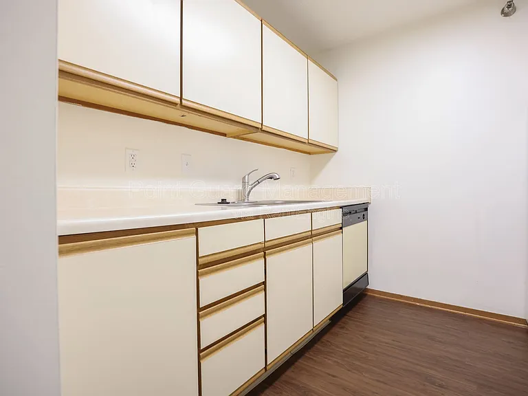 Langston Apartments - Bricktown — Photo 18
