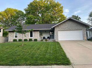 1628 NE Westwind Dr, Lees Summit, MO 64086