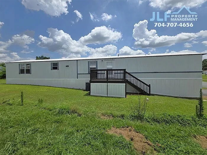 6870 Frankfurt Dr