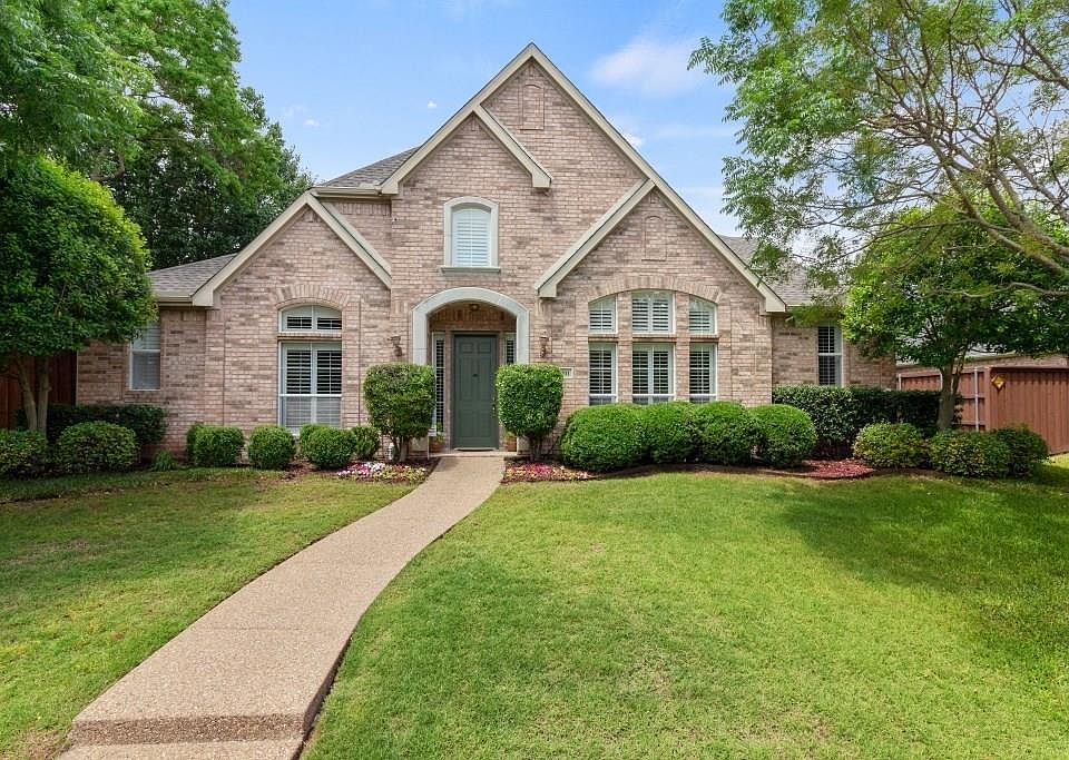 1st image of 2701 Cherry Ct