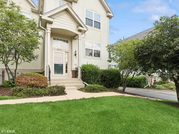 2673 N Augusta Dr, Wadsworth, IL 60083