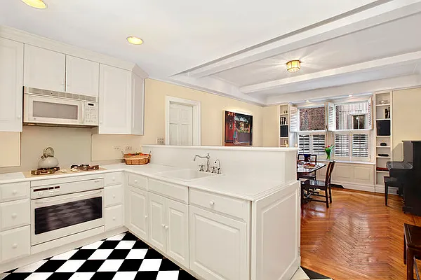 Sold by Corcoran | media 11