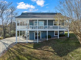 312 Cosby Parris Rd, Byrdstown, TN 38549