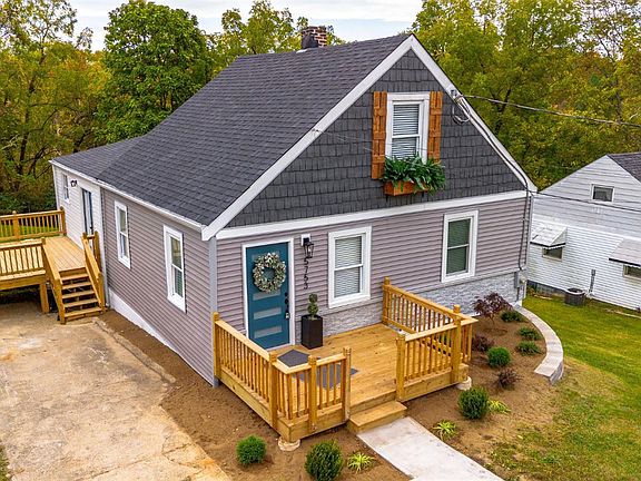 3rd image of 5753 Boomer Rd