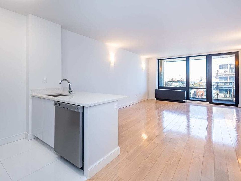 1st image of 2740 21st St #8B