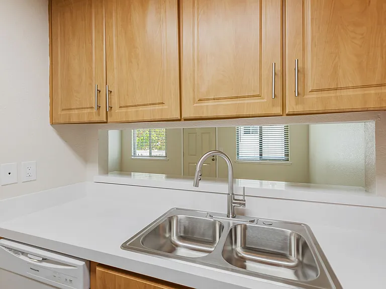 Sea Breeze Apartments for rent in Marina, CA — Photo 12