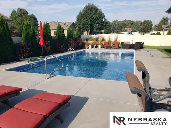 19713 Orchard Ave, Omaha, NE 68135