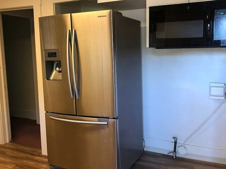 1193 East Ave — Photo 3