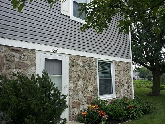 2nd image of 1068 Hampton Hbr #1068