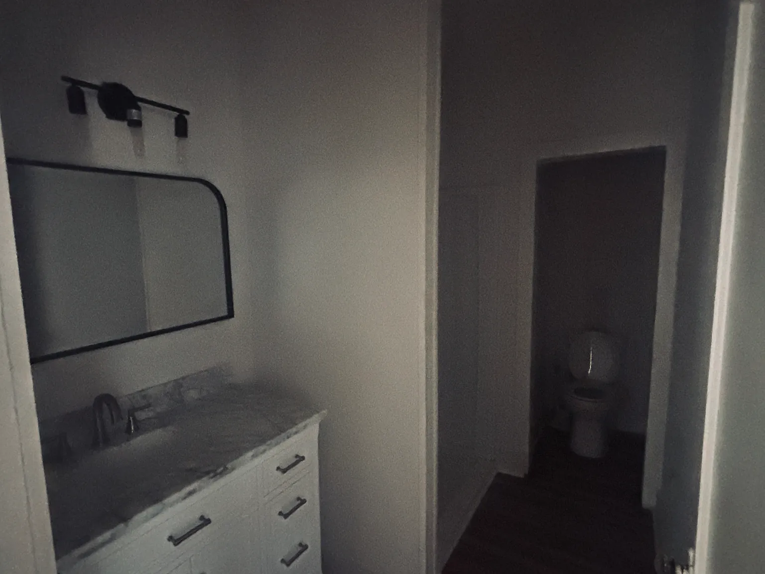 2 bed, 1.5 bath, 1400 sqft, $1,100 — Photo 4