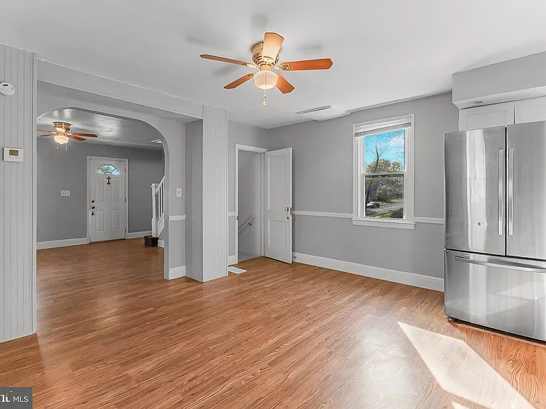 4517 Woodlea Ave — Photo 6
