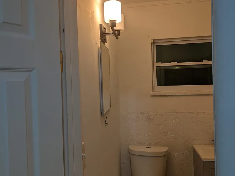 1005 Mayflower Rd — Photo 13