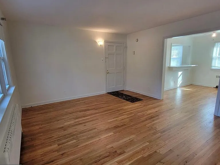 131 Cherry Parke #B — Photo 4