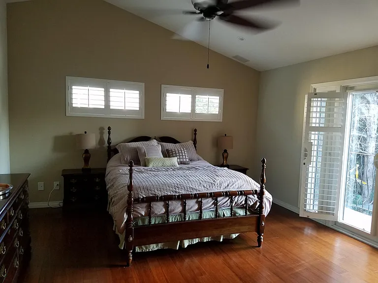 385 Panama Ave — Photo 17