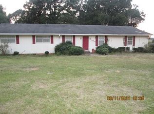 1122 East Ave, Philadelphia, MS 39350