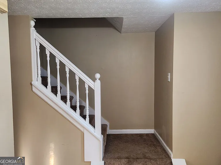 5748 Wellborn Creek Dr — Photo 13