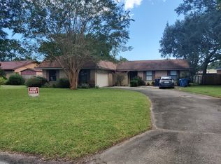209 Norwich Dr, Gulf Breeze, FL 32561