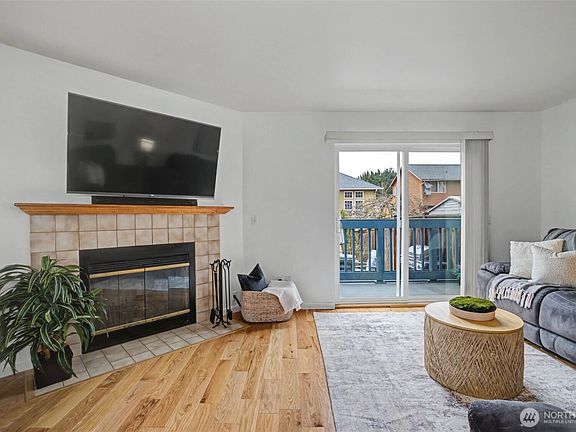 5th image of 4108 NE 6th Place #2A