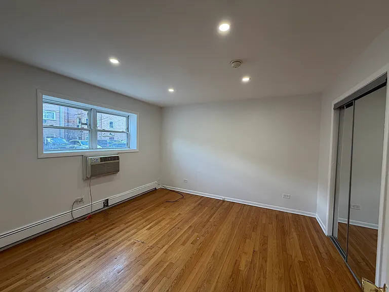 4643 Main St #1C — Photo 6