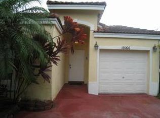 10166 SW 163rd Pl, Miami, FL 33196