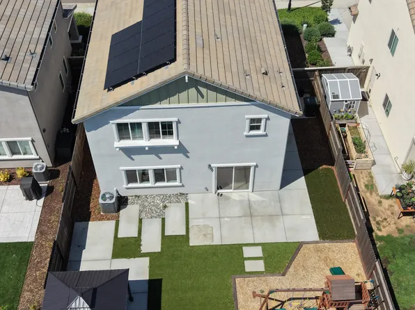 5064 Star Dance Cir, Roseville, CA 95747