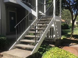 714 Santa Alicia Dr, Rohnert Park, CA 94928