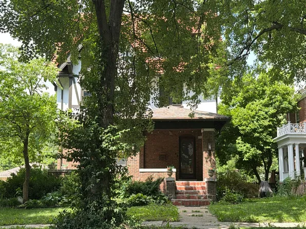 1320 N 25th St, Saint Joseph, MO 64506