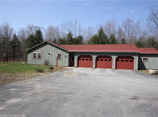 40 Dayspring Ln, Auburn, ME 04210