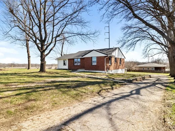 6701 State Ave, Kansas City, KS 66102