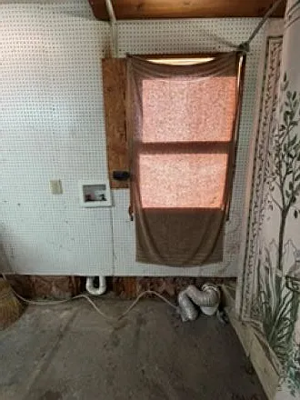 washer/dryer connection in garage