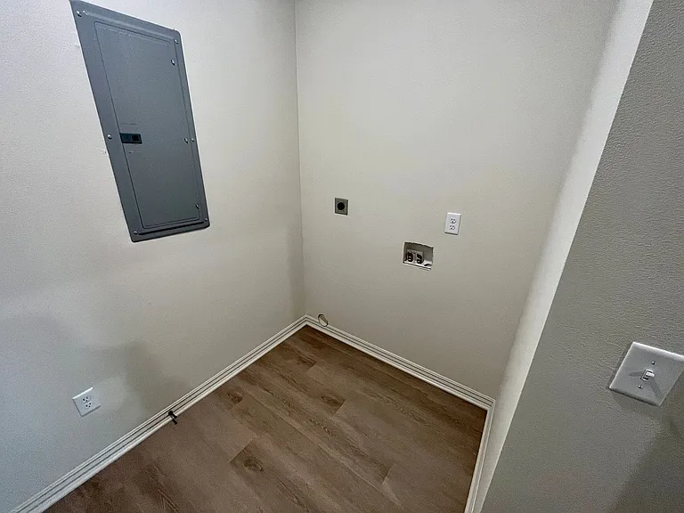 9138 Brookstone Pl — Photo 3