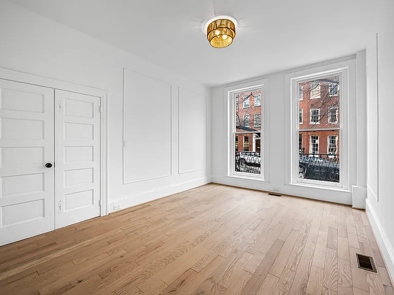 1202 Bolton St #1 — Photo 6