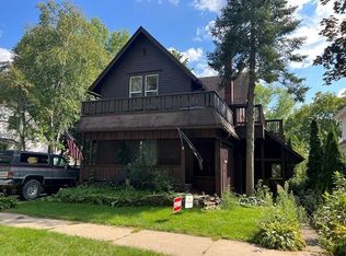 250 4th St, Reedsburg, WI 53959