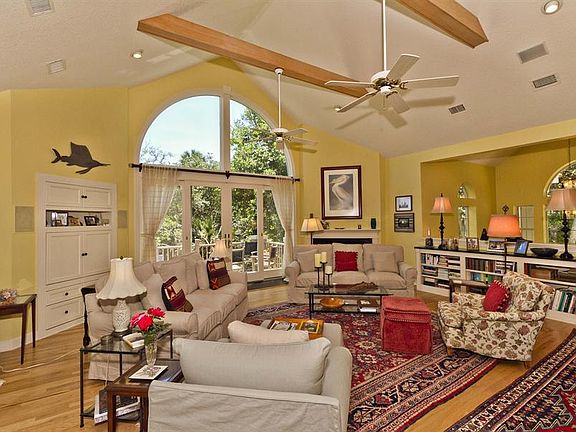 5th image of 2060 Oak Hammock Dr