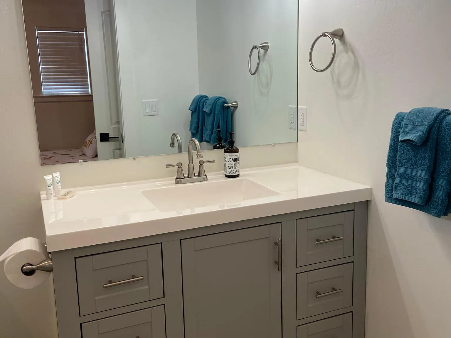 1 bed, 400 sqft, $1,550 — Photo 4