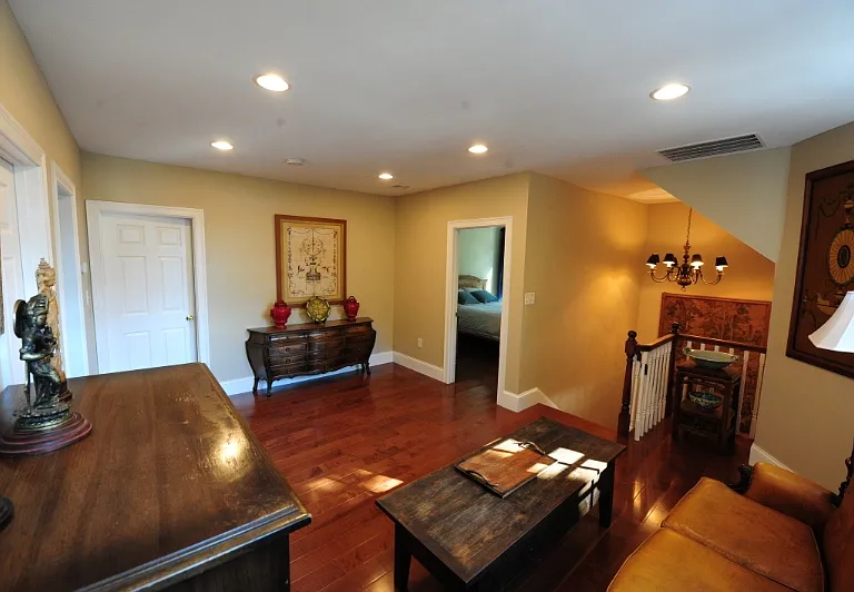 259 Kent St #1 — Photo 3