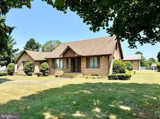 52 Main St, Hartly, DE 19964