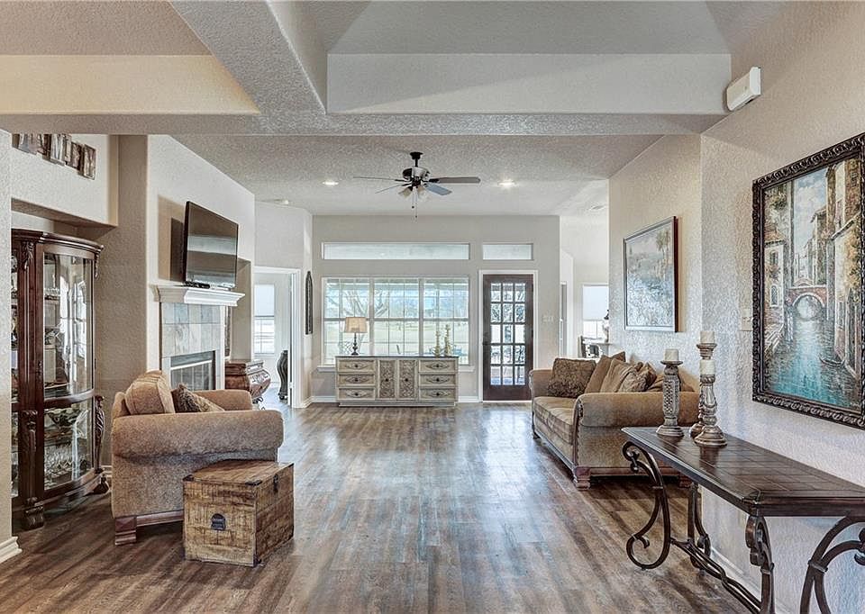 1st image of 30109 Hacienda Ln