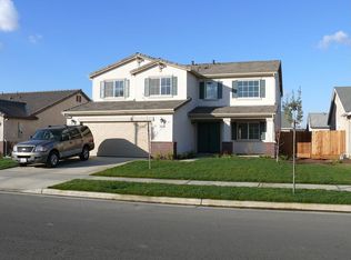 2926 W Prescott Ave, Visalia, CA 93291