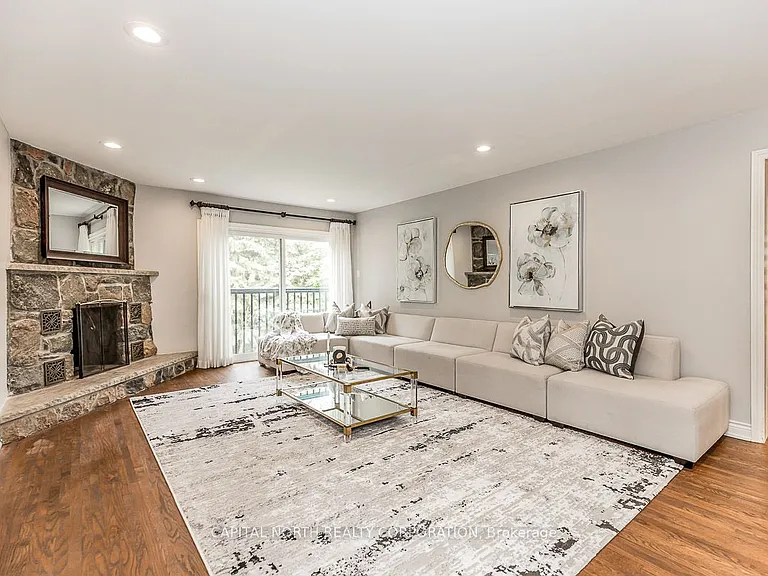 4 Prescott Ct — Photo 21
