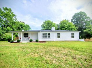 1001 Shelton Rd, Charlotte, TN 37036